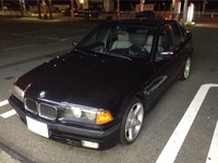 BMW 3シリーズ セダン 320i_LHD(AT_2.0)