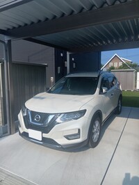 日産 エクストレイル 20Xi_5人乗り_4WD(CVT_2.0)