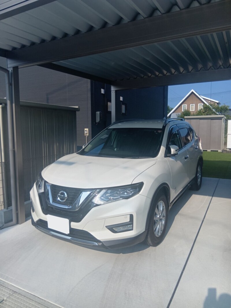 日産 エクストレイル 20Xi_5人乗り_4WD(CVT_2.0)