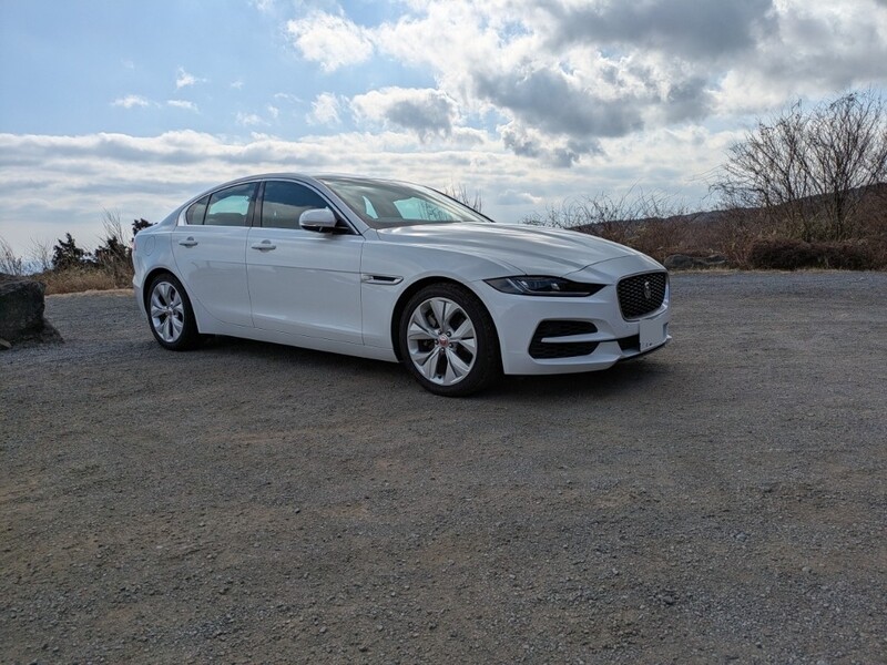ジャガー XE