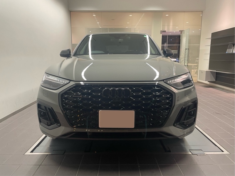 アウディ Q5 スポーツバック Q5 スポーツバック 40 TDI クワトロ Sライン_RHD_4WD(Sトロニック_2.0)
