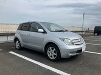 トヨタ イスト 1.3F“Lエディション・HIDセレクションII”(AT_1.3)