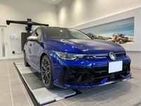 フォルクスワーゲン ゴルフ R ヴァリアント R アドバンス_RHD_4WD(DSG_2.0)
