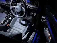 フォルクスワーゲン ゴルフ R ヴァリアント R アドバンス_RHD_4WD(DSG_2.0)