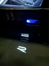 フォルクスワーゲン ゴルフ R ヴァリアント R アドバンス_RHD_4WD(DSG_2.0)