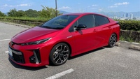 トヨタ プリウスPHV