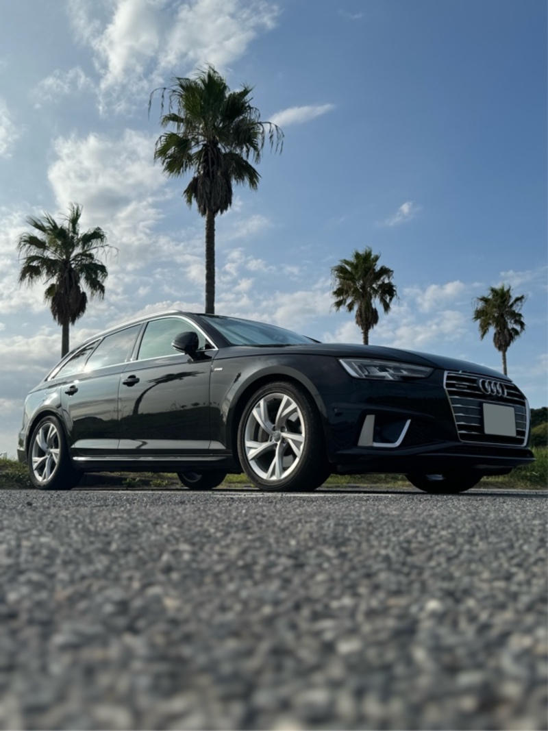 アウディ A4 アバント (ワゴン) A4 アバント 45 TFSI クワトロ マイスターシュトュック_RHD_4WD(AT_2.0)