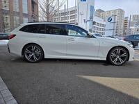 BMW 3シリーズ ツーリング 320d xドライブ ツーリング Mスポーツ_RHD_4WD(AT 2.0)