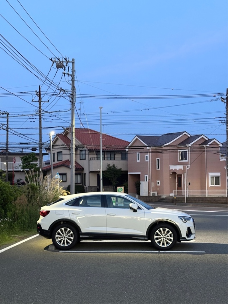 アウディ Q3 スポーツバック Q3 スポーツバック 35 TFSI_RHD(Sトロニック_1.5)