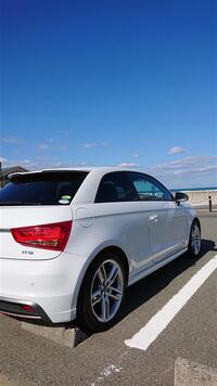 アウディ A1 1.4 TFSI Sライン_RHD(AT_1.4)