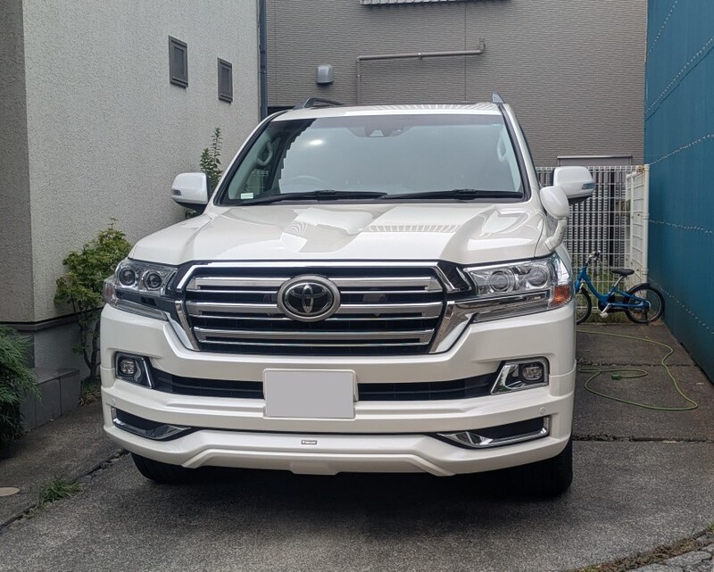 トヨタ ランドクルーザー200 AX_8人乗り_4WD (ECT_4.6)
