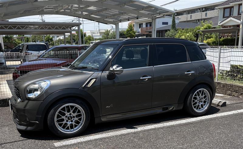 ミニ MINI Crossover クーパー S クロスオーバー オール4_RHD_4WD(MT_1.6)
