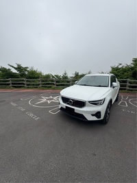 ボルボ XC40 アルティメット B4 AWD_RHD_AWD(DCT_2.0)