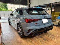アウディ RS3 スポーツバック RS3 スポーツバック_RHD_4WD(AT_2.5)