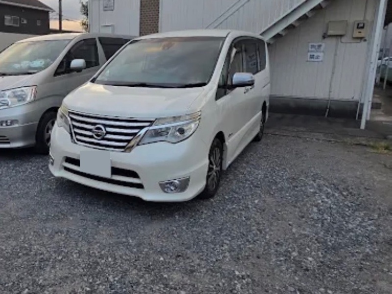 日産 セレナ