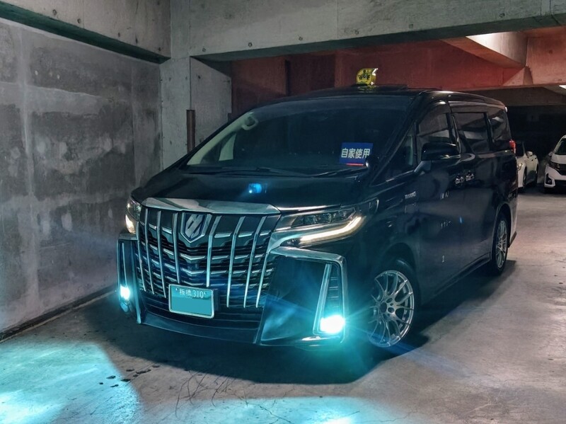 トヨタ アルファードハイブリッド ハイブリッド SR“Cパッケージ”_7人乗り_4WD(CVT_2.5)