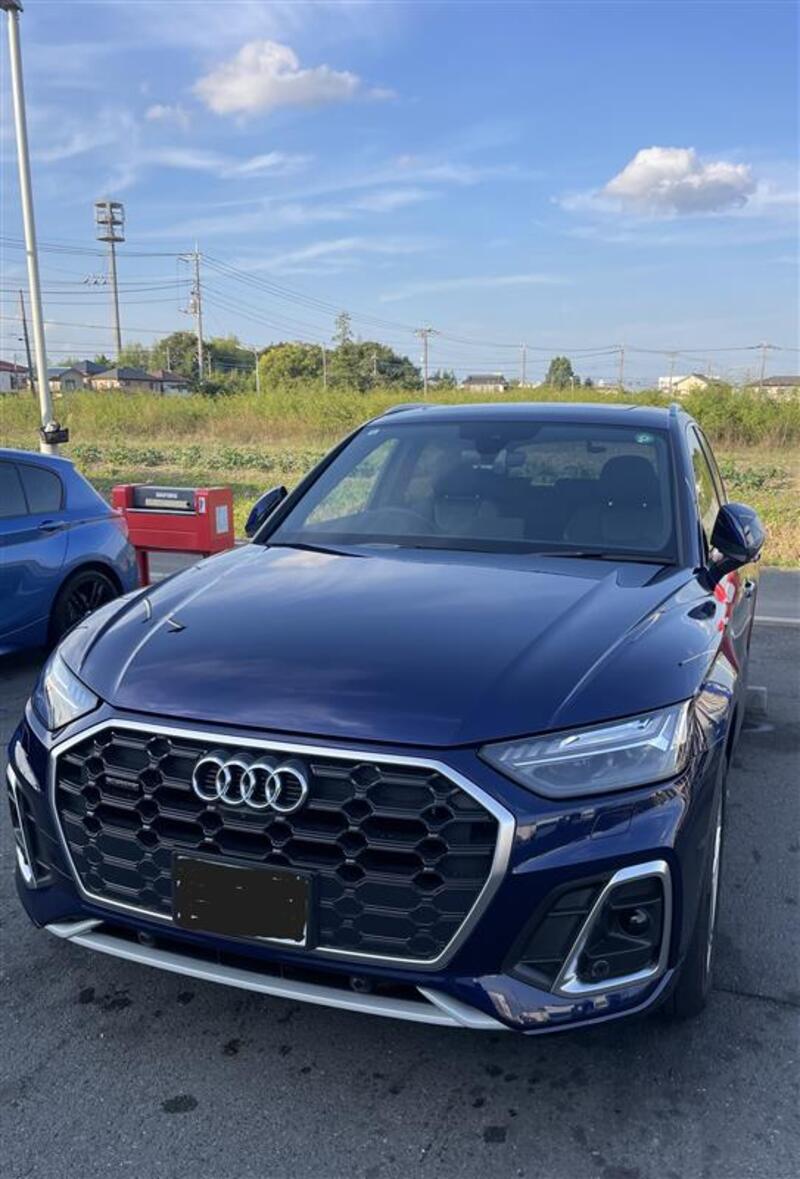 アウディ Q5 Q5 40 TDI クワトロ Sライン_RHD_4WD(Sトロニック_2.0)