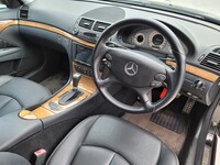 メルセデス・ベンツ Eクラス セダン E 300 アバンギャルドS_RHD(AT_3.0)