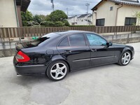 メルセデス・ベンツ Eクラス セダン E 300 アバンギャルドS_RHD(AT_3.0)