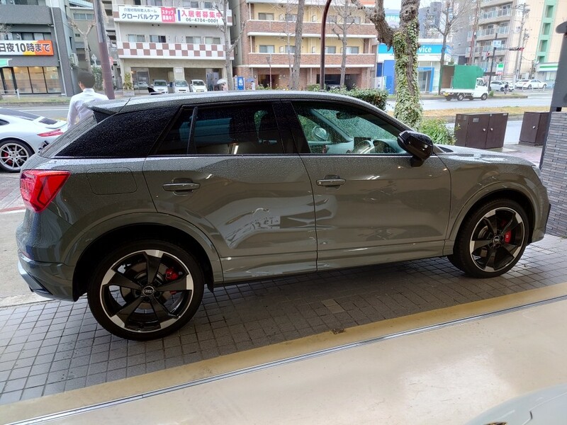 アウディ SQ2 SQ2_RHD_4WD(AT_2.0)