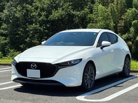 マツダ MAZDA3 ファストバック 15S ツーリング(AT_1.5)