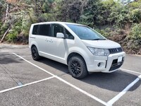 三菱 デリカD:5 G-パワーパッケージ_8人乗り_4WD(CVT_2.4)