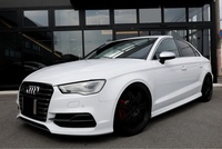 アウディ S3（セダン） セダン_RHD_4WD(AT_2.0)