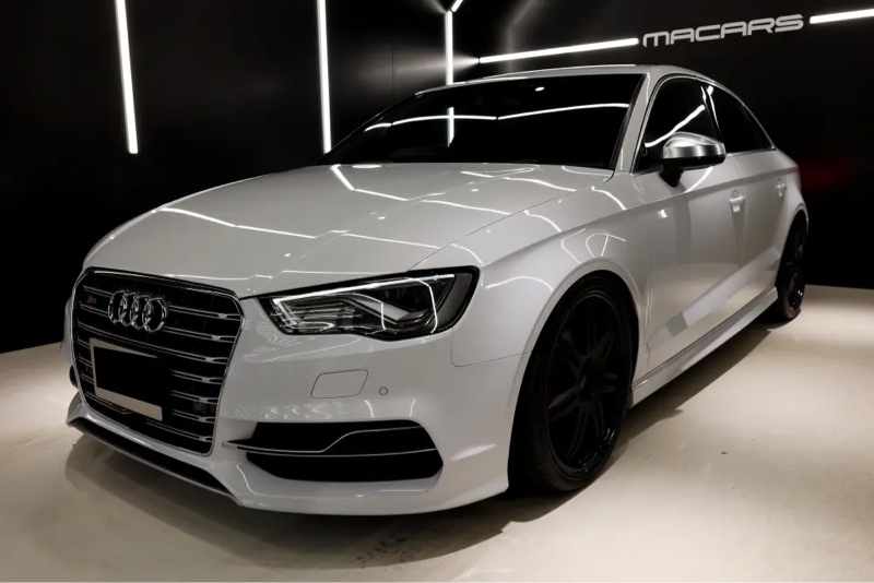 アウディ S3（セダン） セダン_RHD_4WD(AT_2.0)