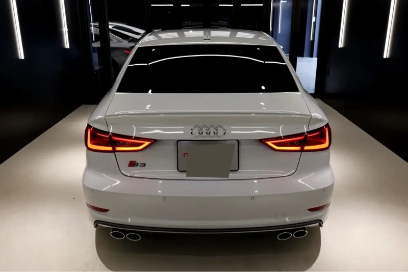 アウディ S3（セダン） セダン_RHD_4WD(AT_2.0)