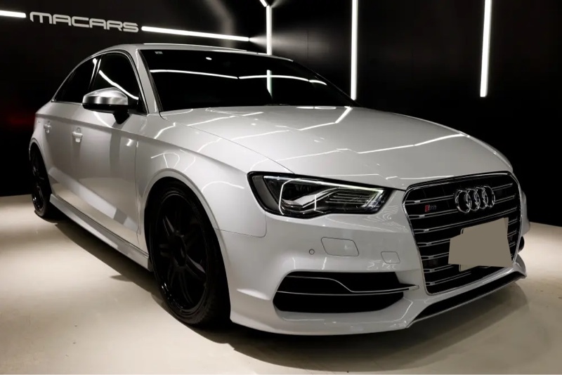 アウディ S3（セダン） セダン_RHD_4WD(AT_2.0)
