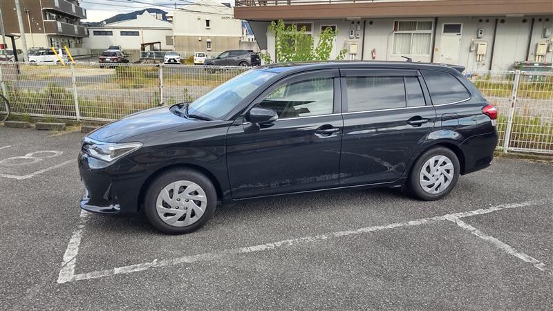 トヨタ カローラフィールダー 1.5G(MT_1.5)