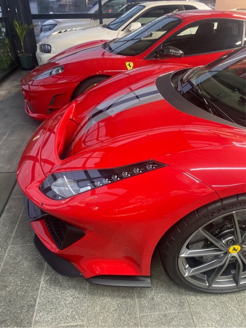 フェラーリ 488ピスタ 488ピスタ_LHD(F1DCT_3.9)