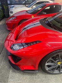 フェラーリ 488ピスタ 488ピスタ_LHD(F1DCT_3.9)