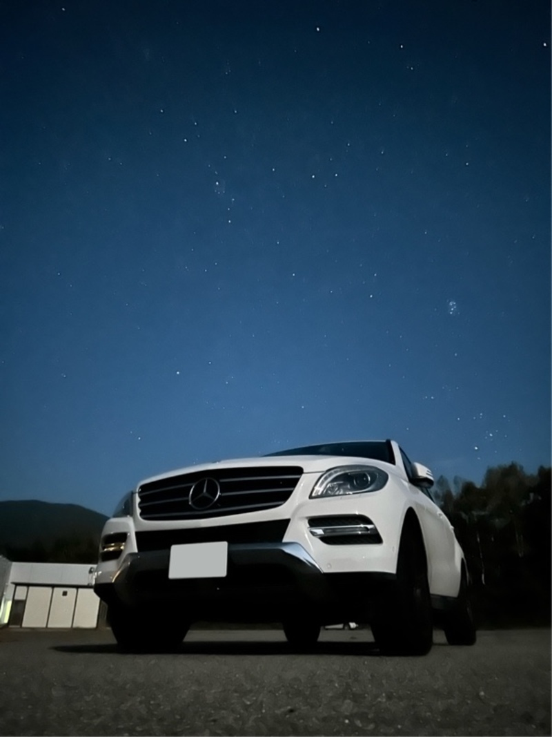 メルセデス・ベンツ Mクラス ML350 ブルーテック 4マチック_RHD_4WD(AT_3.0)