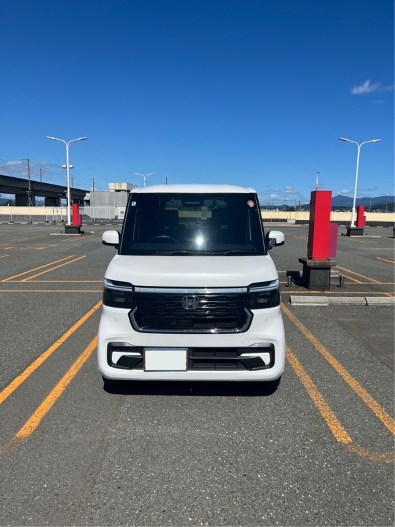 ホンダ N-BOXカスタム N-BOXカスタム_4WD(CVT_0.66)