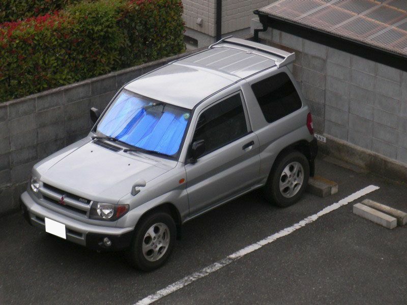 三菱 パジェロイオ ZR_4WD(AT_1.8)