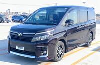 トヨタ ヴォクシー ZS_8人乗り(CVT_2.0)