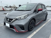 日産 ノート ニスモ S(MT_1.6)