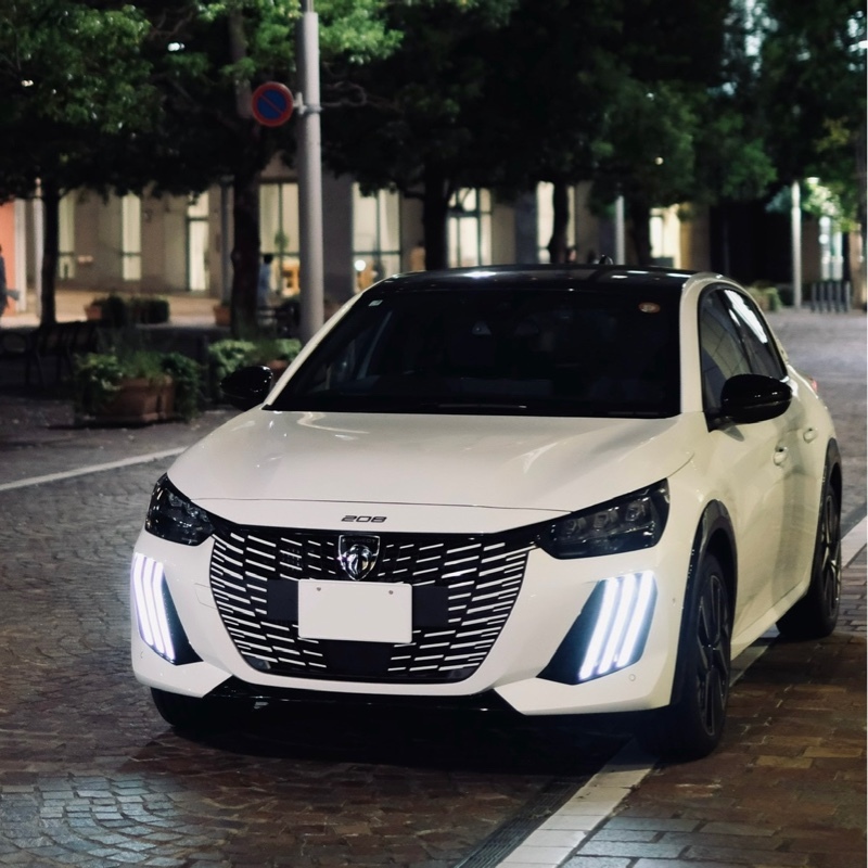 プジョー 208 GT_RHD(EAT_1.2)