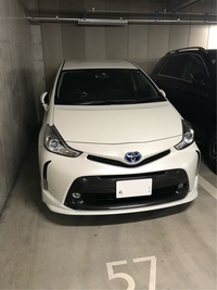 トヨタ プリウスα S“ツーリングセレクション”_7人乗り(CVT_1.8)