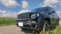 ジープ レネゲード トレイルホーク_RHD_4WD(AT_1.3)