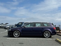 アウディ RS4アバント （ワゴン） RS4 アバント_RHD_4WD(MT_4.2)