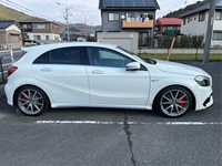 メルセデスAMG Aクラス メルセデスAMG A45 4マチック_RHD_4WD(DCT_2.0)