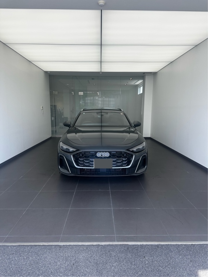 アウディ A5 アバント (ワゴン) TFSI クワトロ 150kW_RHD_4WD(Sトロニック_2.0)