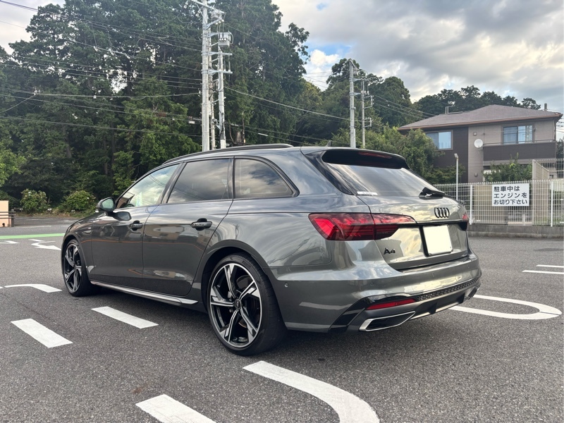 アウディ A4 アバント (ワゴン)