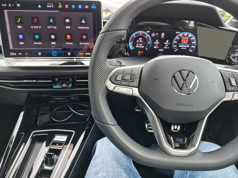 フォルクスワーゲン ゴルフ ヴァリアント TDI Rライン_RHD(DSG_2.0)
