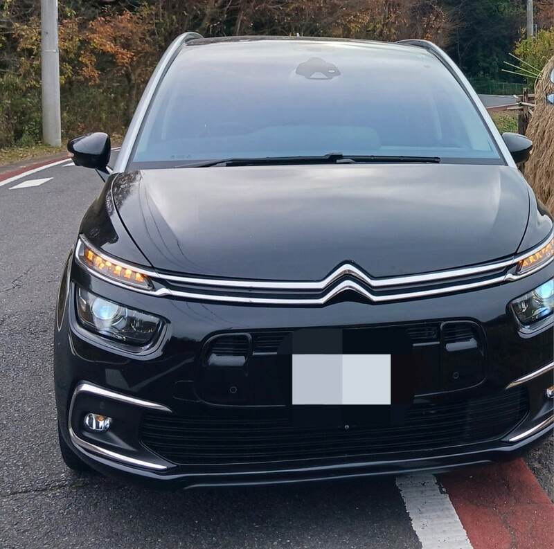 シトロエン グランドC4ピカソ シャイン ブルーHDi_RHD(AT_2.0)