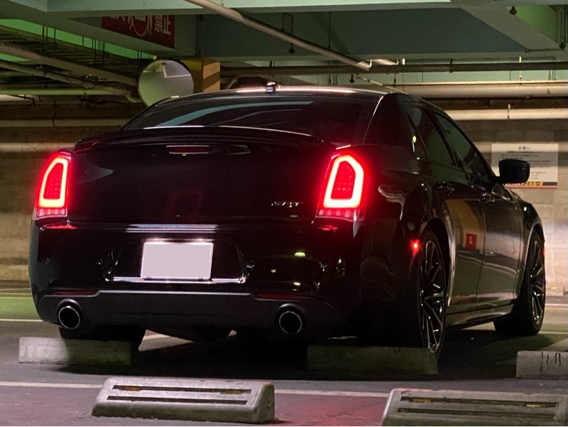 クライスラー 300 300 SRT8_RHD(AT_6.4）