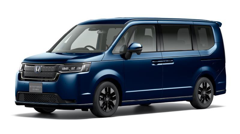 ホンダ ステップワゴンスパーダ e:HEV スパーダ プレミアムライン_7人乗り (CVT_2.0)