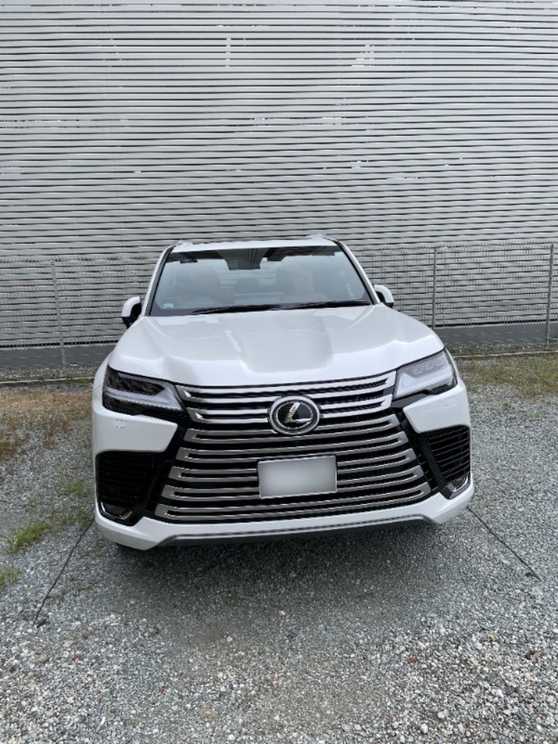 レクサス LX LX600_7人乗り_AWD(AT_3.5)